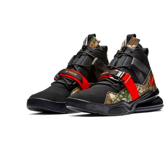 Nike Other - Nike Air Max 270